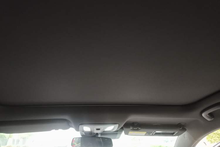 Used CHANGAN UNI-T 2022 1.5T Prestige Version Headliner