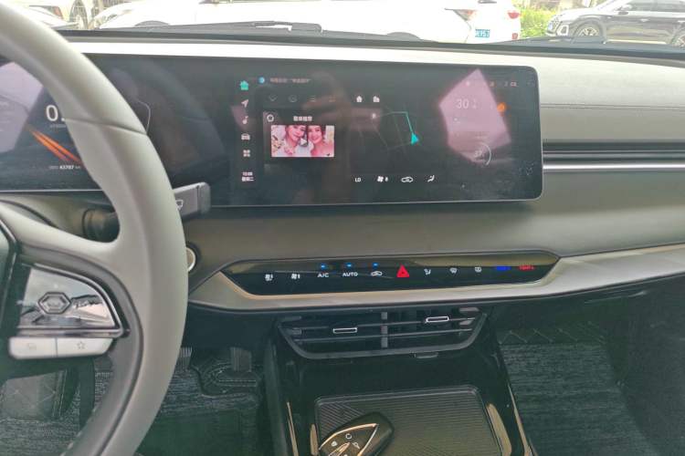 Used CHANGAN Ruicheng PLUS 2023 1.5T DCT Prestige Edition
