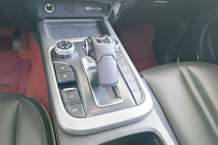 Used Tank 300 2023 City Edition 2.0T—Stylish as Ever