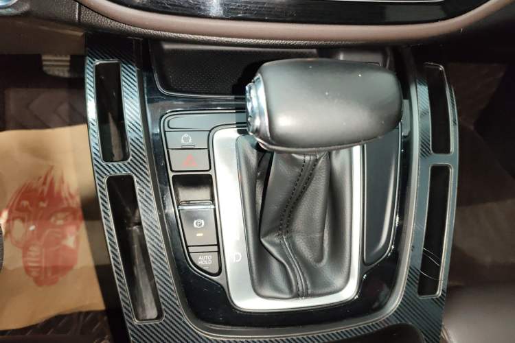 Used GAC Trumpchi M6 2019 270T DCT Luxury Edition (7-seater) China VI Gear Lever