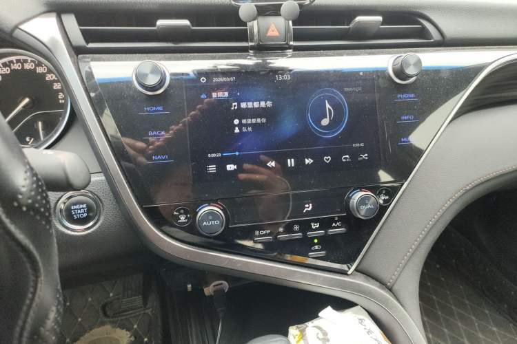 Used Toyota Camry 2019 Revised Version 2.0G Luxury Edition
