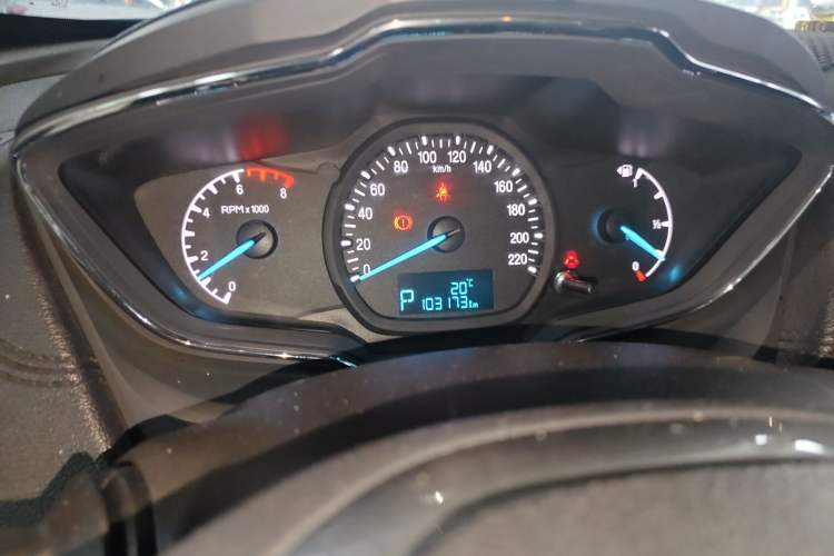 Used Ford Escort 2015 1.5L Automatic Fashion Model Instrument Cluster