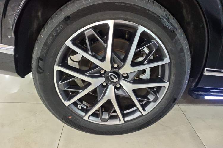 Used GAC Trumpchi GS8 2024 Dual-Motor Series 2.0TM Two-Wheel Drive Premium Edition