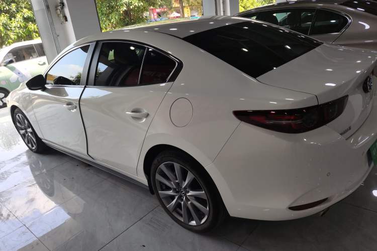 Used Mazda Mazda 3 Axela 2022 2.0L Automatic ZhiXuan Edition