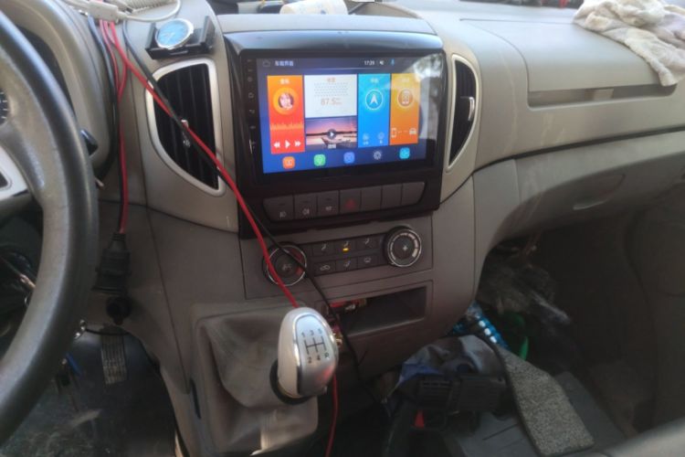 Used JAC Group Sunray 2019 1.9T Fuel-Efficient Platinum Edition 5-9 Seater Star Express Audio And AC Panel