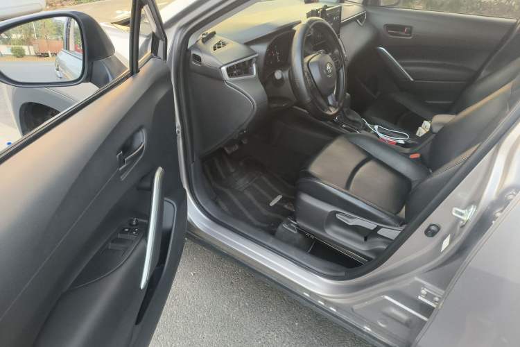 Used Toyota Corolla Cross 2024 2.0L Pioneer Edition