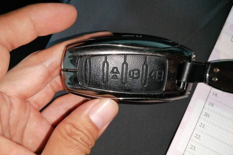 Used Great Wall Poer 2021 2.0T Commercial Version Automatic Diesel 4x4 Elite Long-Box GW4D20M