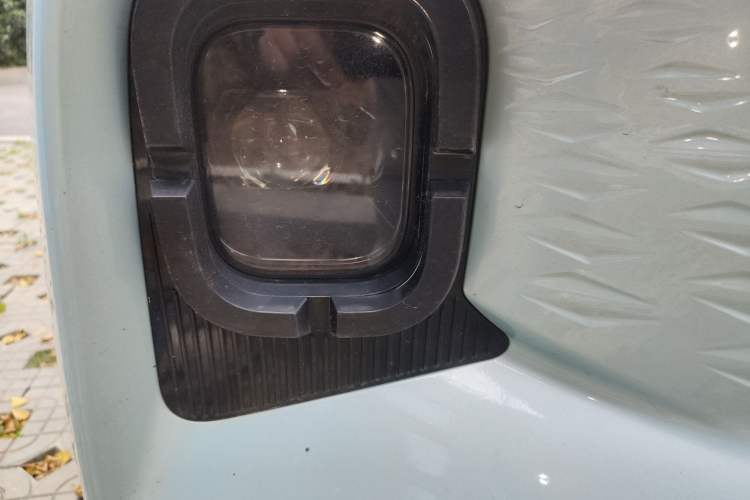 Used Geometry E Firefly 2024 301km Starlight
