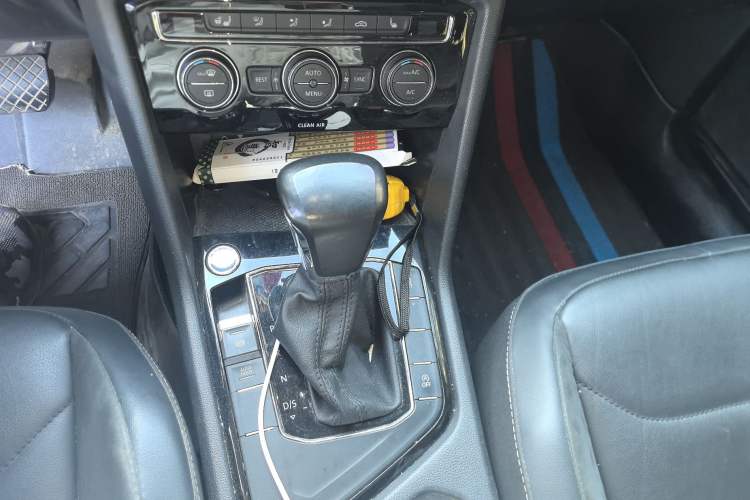 Used Volkswagen Tiguan L 2018 330TSI Automatic Two-Wheel Drive Luxury Edition