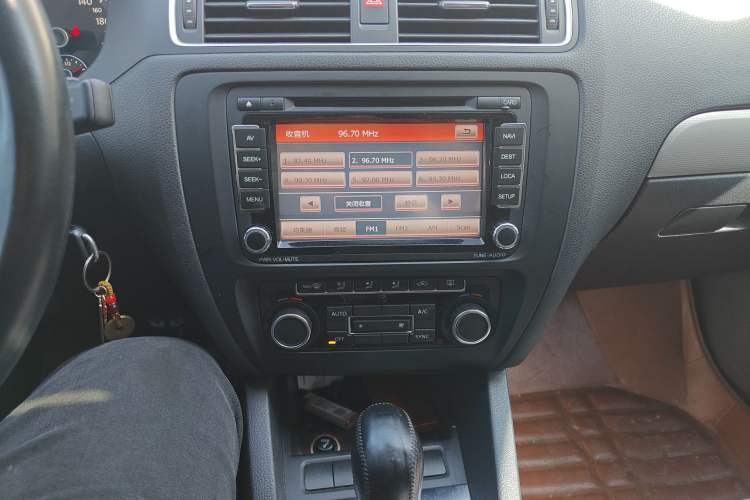 Used Volkswagen Sagitar 2014 Revised Version 1.4TSI Automatic Elite Edition