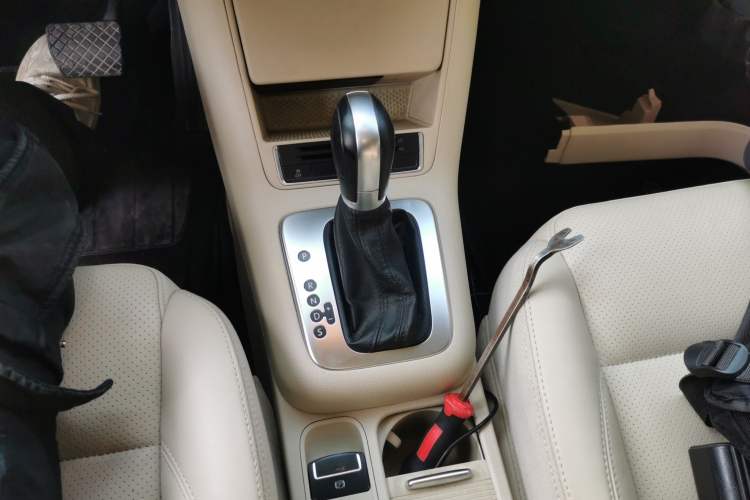 Used Volkswagen Tiguan L 2013 1.8TSI Automatic Two-Wheel Drive Luxury Model
