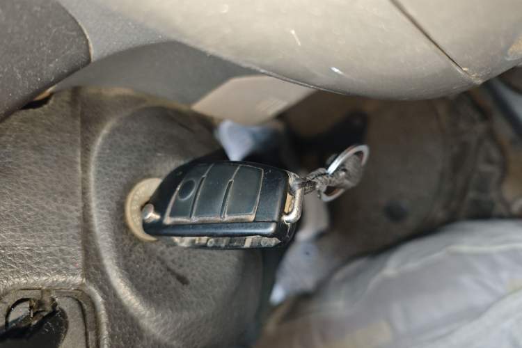 Used Suzuki Liana 2012 Hatchback 1.4 VVT Manual Luxury Model
