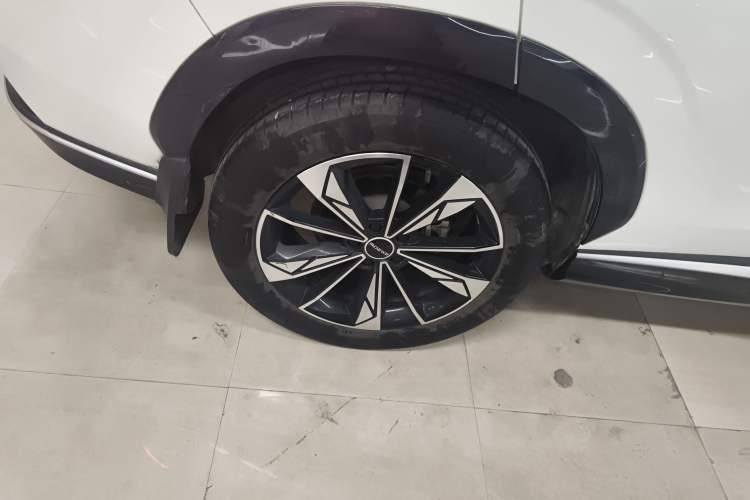 Used Roewe RX5 2023 1.5T Elite Edition
