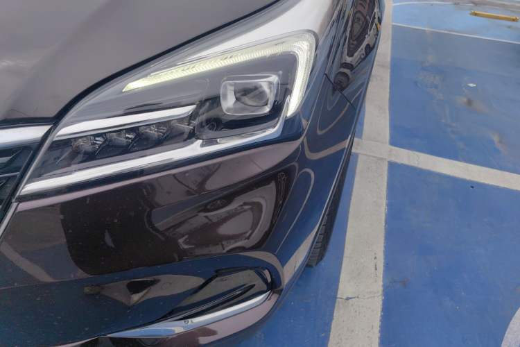 Used Buick Envision 2020 20T Two-Wheel Drive Luxury Model
