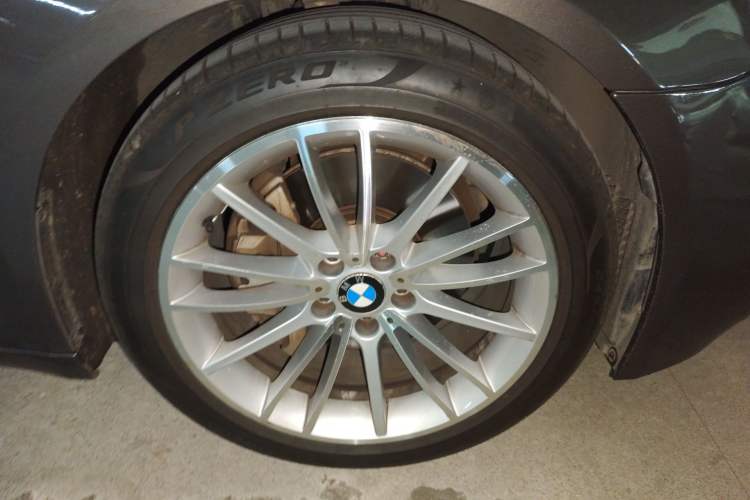 Used BMW 7 Series 2013 740Li Leading Model
