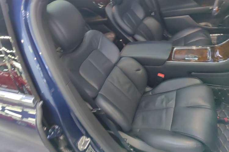 Used Lincoln Continental 2017 2.0T Two-Wheel-Drive Luxury Edition