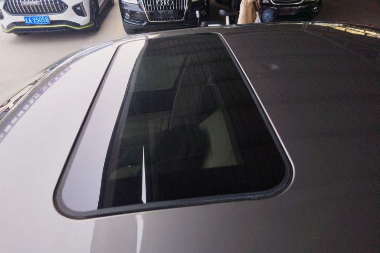 Used Skoda Octavia 2012 1.4TSI Manual - Yijun Edition Roof