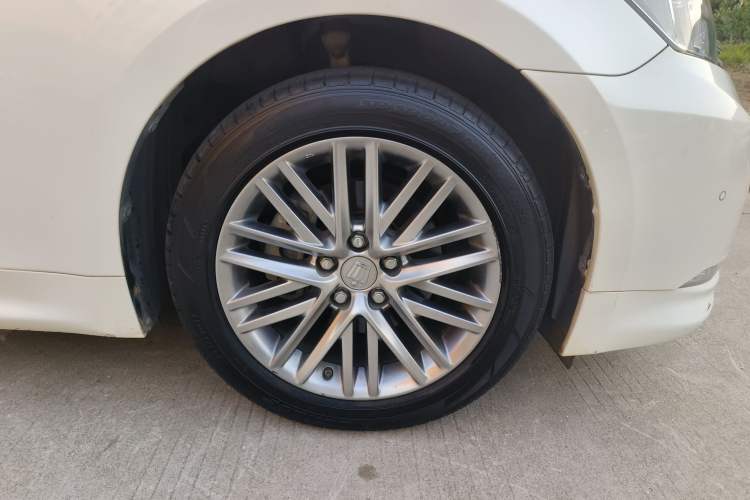 Used Toyota Crown 2017 2.0T Sport Edition Right Front Wheel Hub