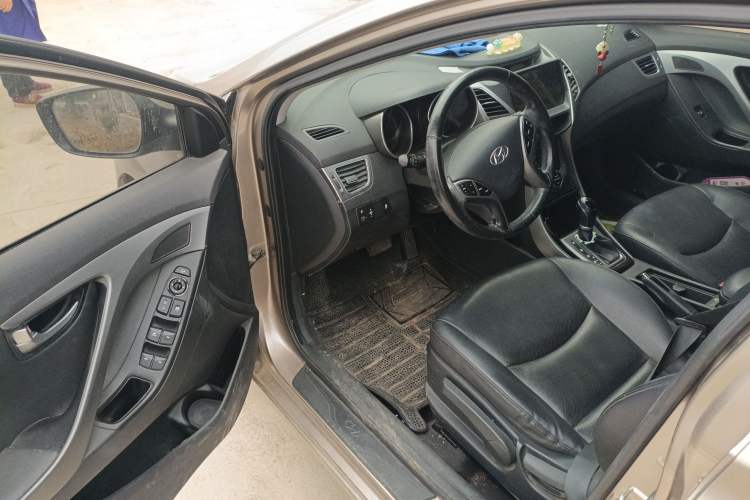 Used Hyundai Elantra (5th Generation / Langdong) 2015 1.6L Automatic Leading Model Driver Seat