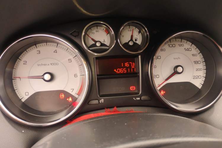 Used Peugeot 308 2013 1.6L Manual YouShang Model Odometer Close Up