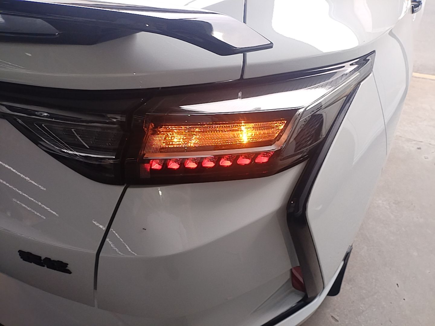 Dongfeng Aeolus Yixuan 2024 1.5L Automatic JingSu Edition — снимка 9
