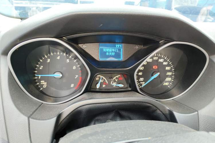 Used Ford Focus 2012 Hatchback 1.6L Manual Comfort Model
