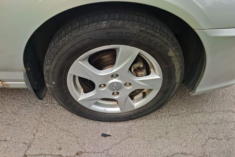 Used Hyundai Elantra 2011 1.6L Manual Comfort Version
