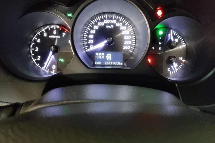 Used Lexus GS 2008 300 Odometer Close Up