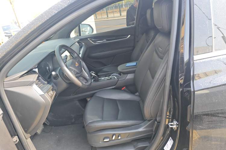 Used Cadillac XT5 2024 2.0T Two-Wheel Drive Fashion Edition Left Front Seat