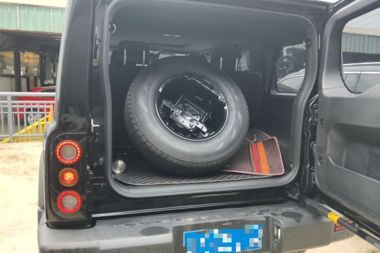 Used 212 T01 2024 2.0T Mechanic Trunk