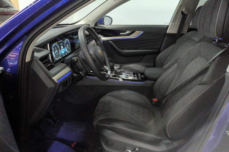 Used Hongqi HS5 2019 2.0T Smart Connect Flagship All-Wheel-Drive Version
