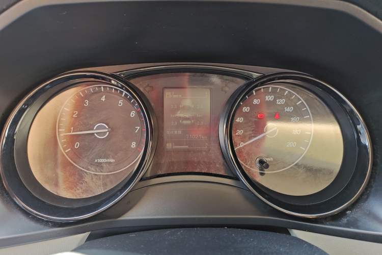 Used Wuling Hongguang PLUS 2019 1.5T Manual Luxury 7-Seater
