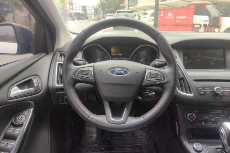 Used Ford Focus 2017 1.5T CTCC White and Black Limited Edition
