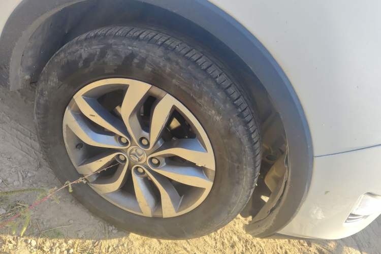 Used BAIC Senova X65 2015 2.0T Automatic Elite Model
