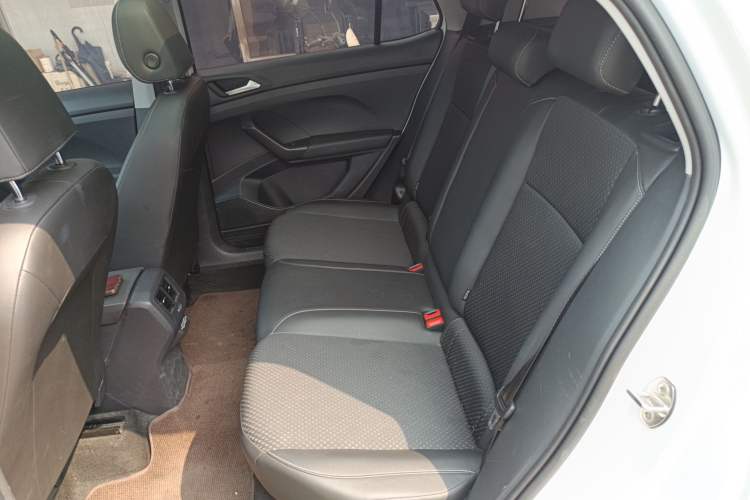 Used Volkswagen Tacqua 2023 200TSI DSG Joy-Connect Edition Left Rear Seat