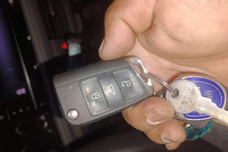 Used Volkswagen Sagitar 2021 280TSI DSG Excellence Edition Vehicle Key