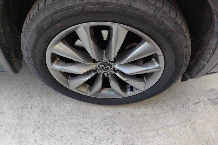 Used Infiniti QX50 2020 Revised Version 2.0T Two-Wheel Drive Fashion Edition
