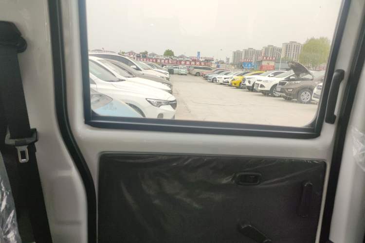 Used Wuling Zhiguang New Energy 2025 Standard Model