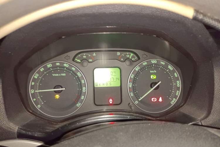 Used Skoda Octavia 2007 1.8T Automatic Elegance Edition Instrument Cluster