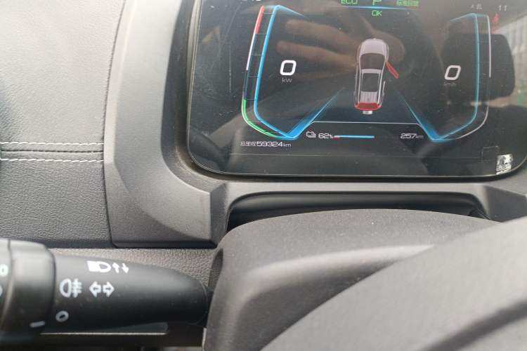 Used BYD Yuan New Energy 2019 EV535 Smart Connect Trendsetting Model Odometer Close Up