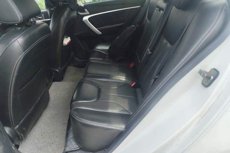 Used Geely Auto Emgrand 2016 Sedan 1.5L Manual Upward Edition
