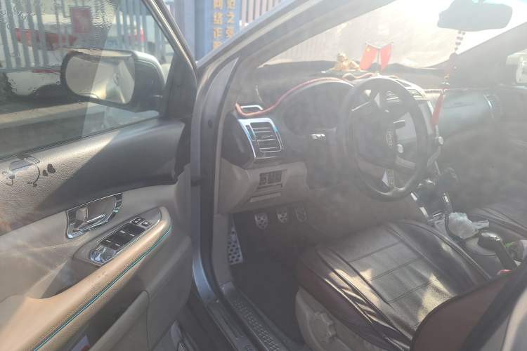 Used BYD S6 2011 2.0L Manual Luxury Edition
