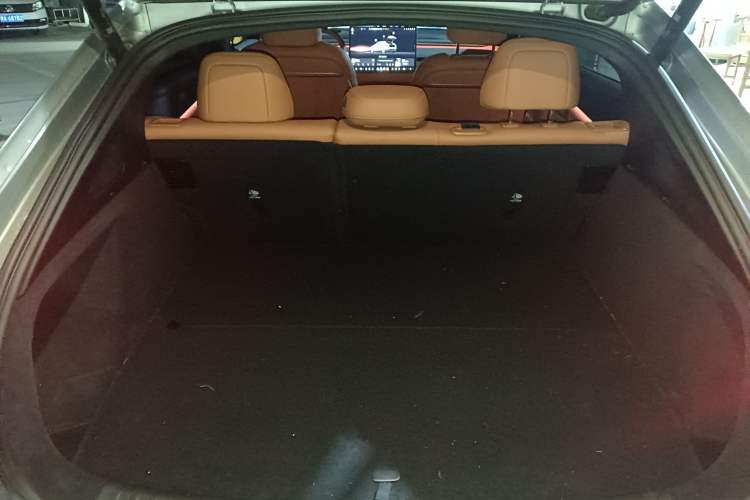 Used ONVO L60 2024 60 kWh Rear-Drive Version
