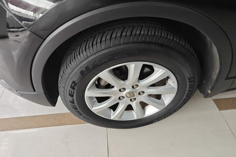 Used Buick Envision 2018 20T Two-Wheel-Drive Elite Model
