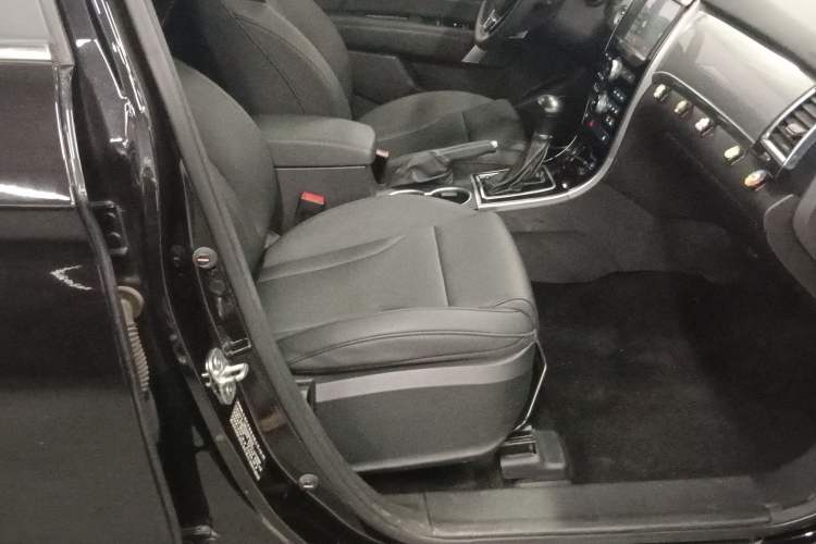 Used Haval H2 2017 Red-Label 1.5T Automatic Two-Wheel Drive Elite Model Right Front Seat