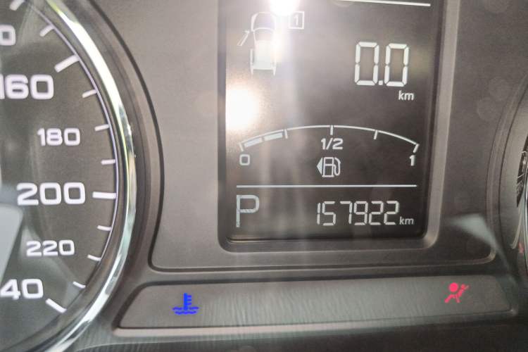 Used Roewe RX5 2016 20T Two-Wheel Drive Automatic Flagship Edition
