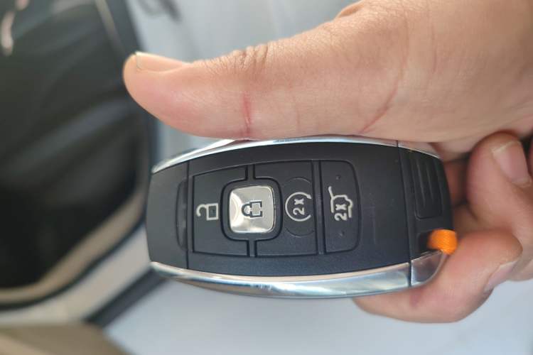 Used Lincoln MKC 2019 2.0T Two-Wheel Drive Zunya Version China VI Standard