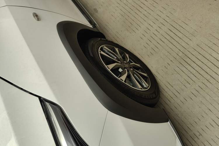 Used Toyota YARiS L Zhi Xuan 2022 X-Trail 1.5L CVT Luxury PLUS Edition Left Front Wheel Hub