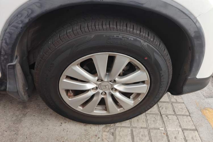 Used Honda CR-V 2015 2.0L two-wheel drive urban version