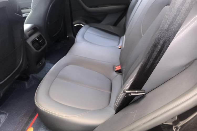 Used Brilliance V7 2018 280T DCT Luxury Model 5 Seats
